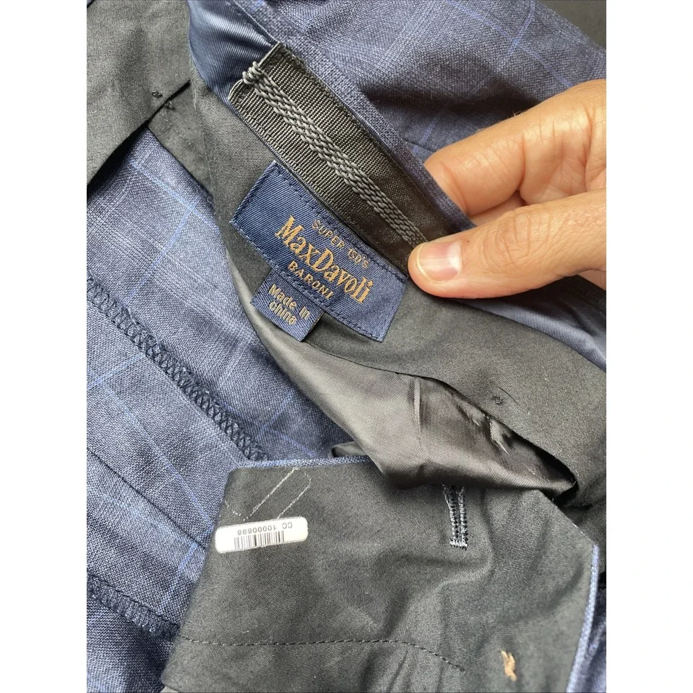 Max Davoli Baroni Suit 48S 100% Wool Super 150s Blue Plaid Pants 42 x 29